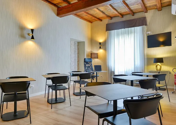 Hotel Rome's Gloria 2*